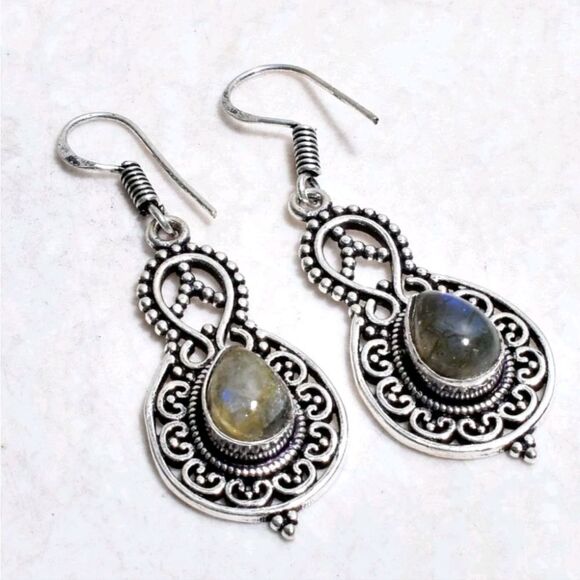 Labradorite Handmade Drop Dangle Earrings Jewelry 1.8" - Picture 4 of 6